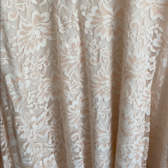 White and Peach Lace Dress - Picture 3 of 4